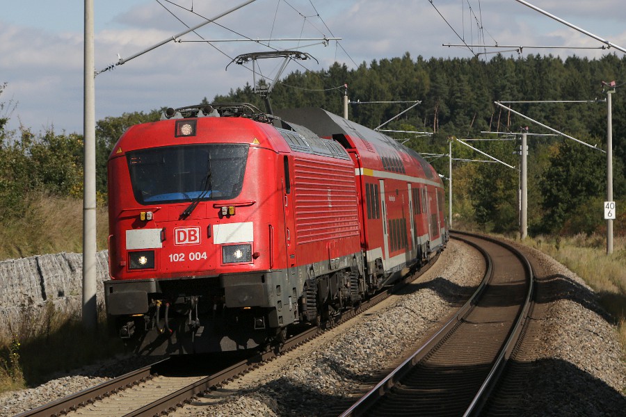 DB 102 004