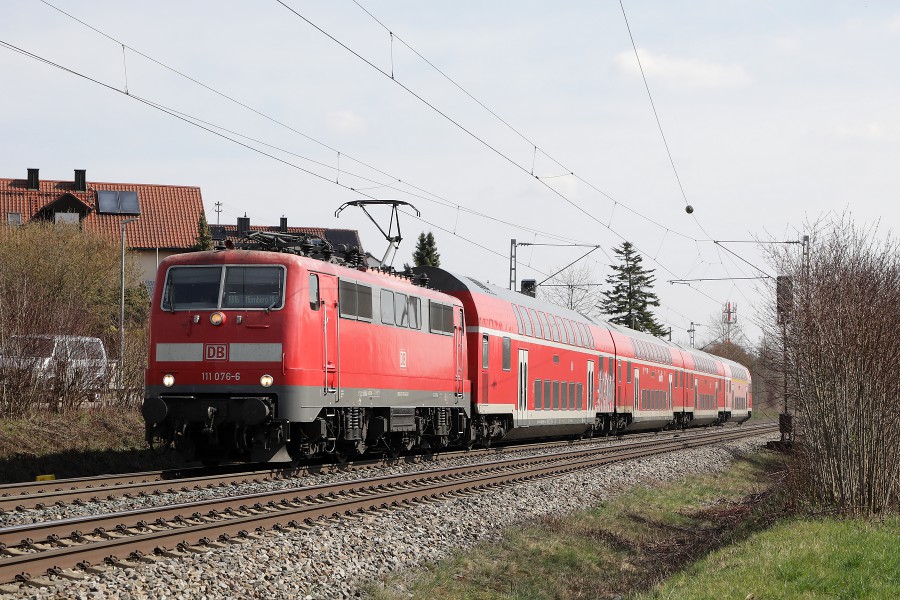 DB 111 076