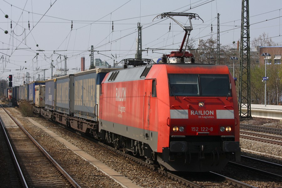 DB 152 122