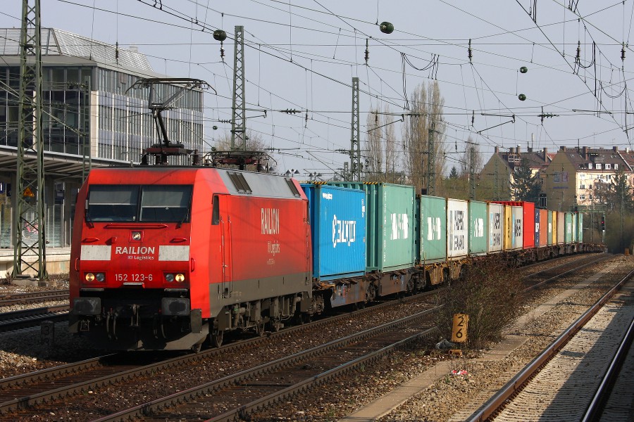 DB 152 123