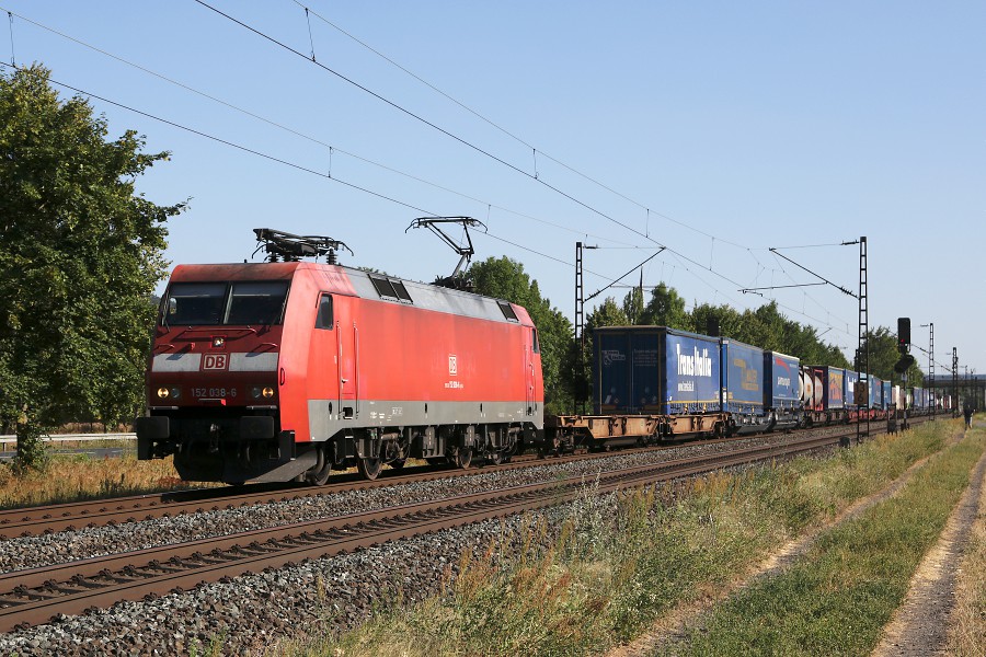 DB 152 038-6