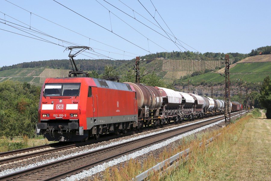 DB 152 105