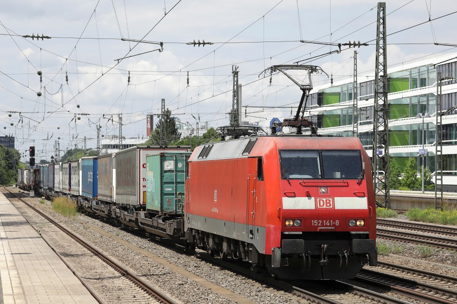DB 152 141