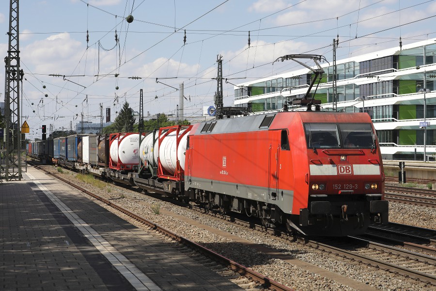 DB 152 129-3