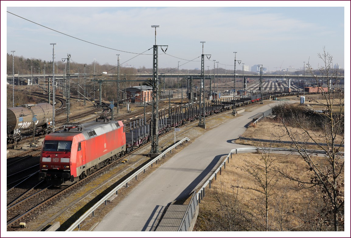 DB 152 100