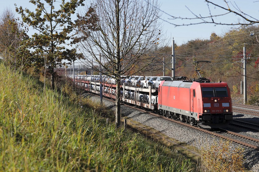 DB 185 379-5