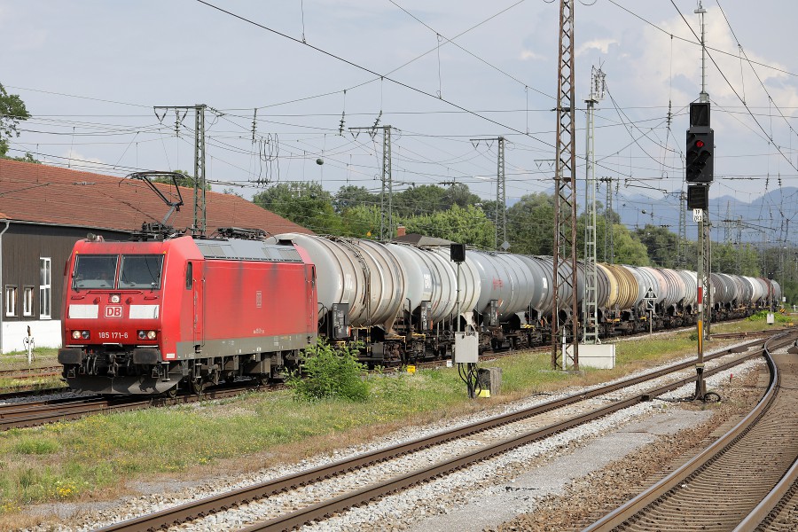 DB 185 171
