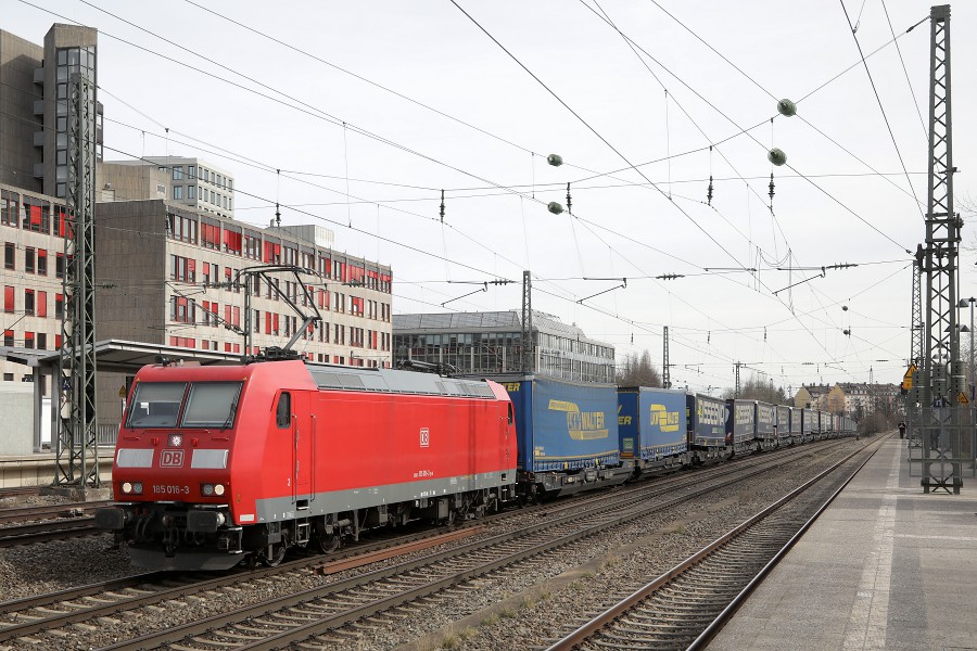 DB 185 016