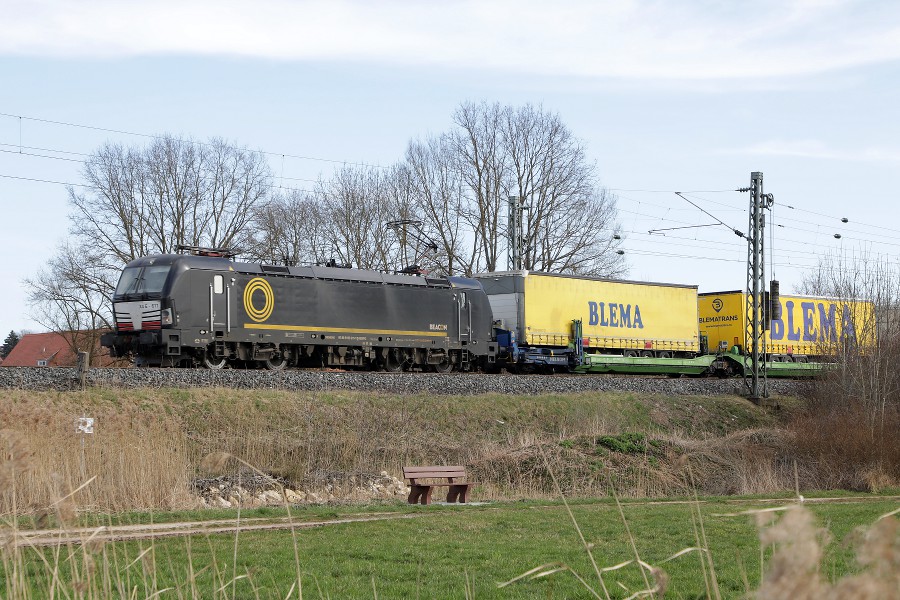 Beacon 193 611