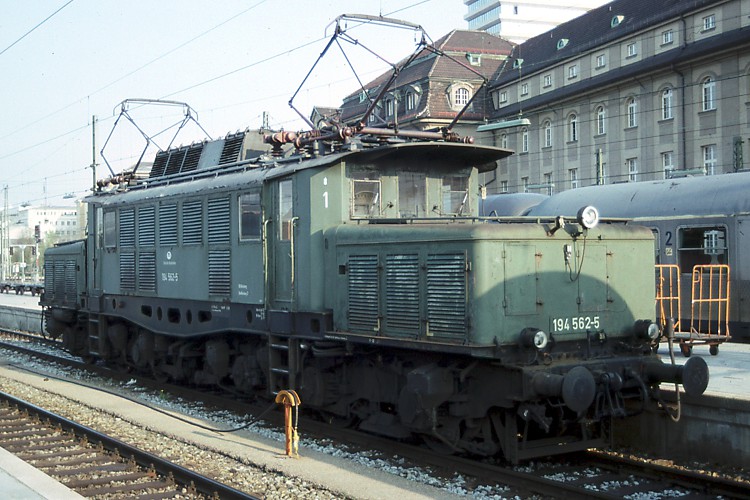 DB 194 562-5