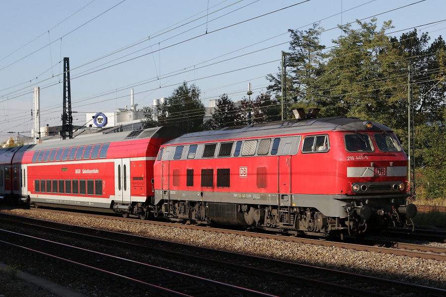 DB 218 445