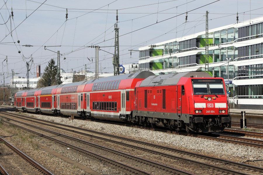 DB 245 004