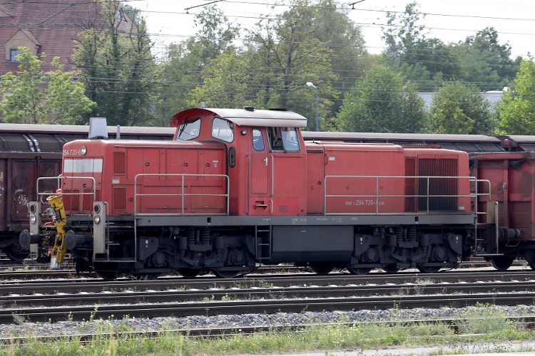 DB 294 720-8