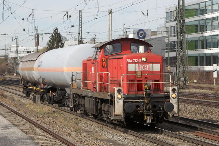 DB 294 712