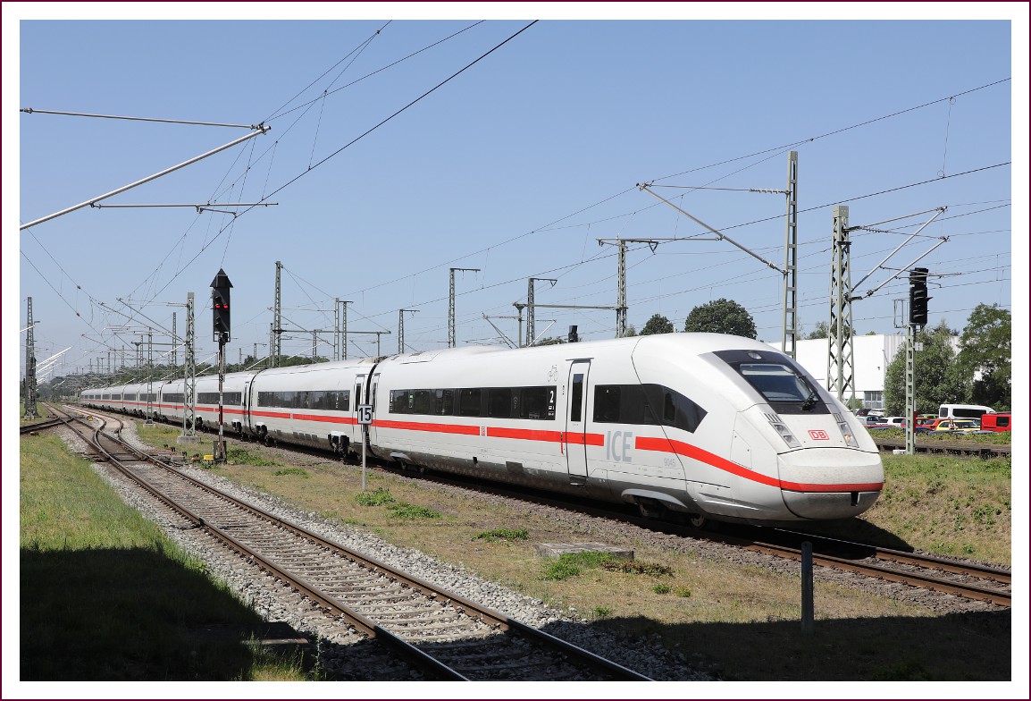 DB 412 045