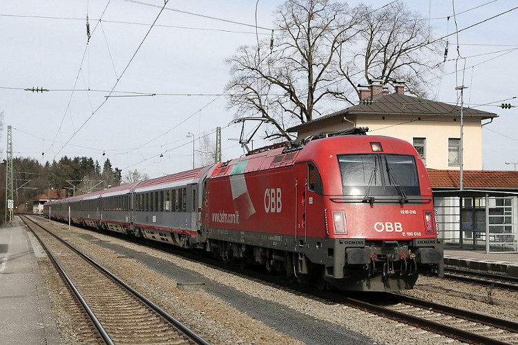 ÖBB 1216 018 Italien-Lok, EC87