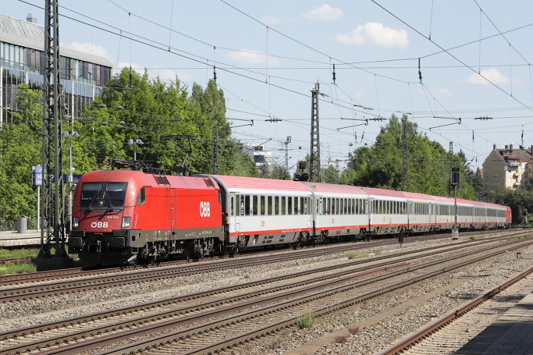 ÖBB Taurus 1016 008