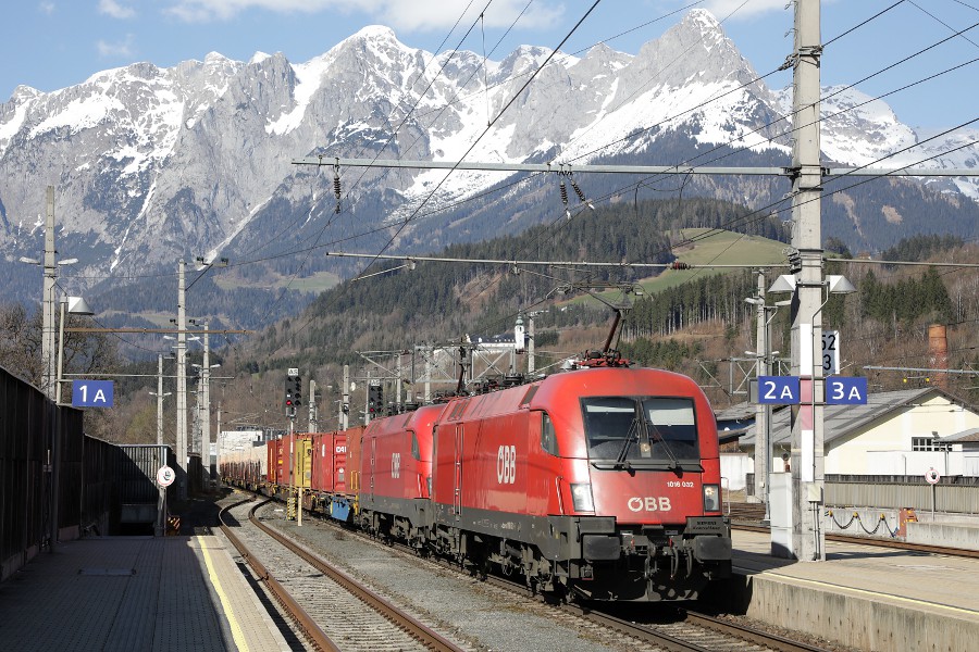 ÖBB 1016 032