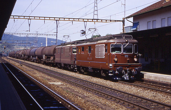 BLS Re 4/4 179 und 180