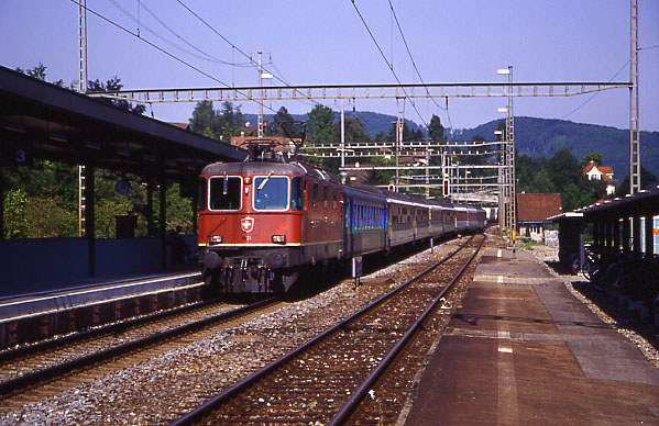 SBB Re 4/4 II 11235