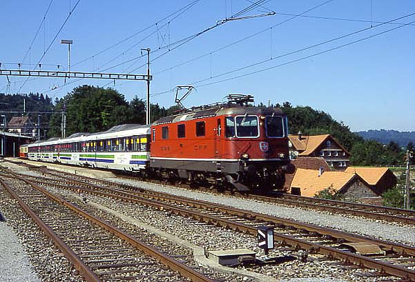 SBB Re 4/4 II 11223