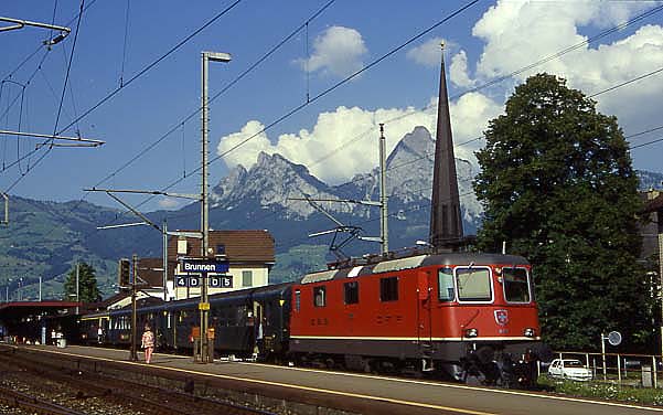 SBB Re 4/4 II 11205