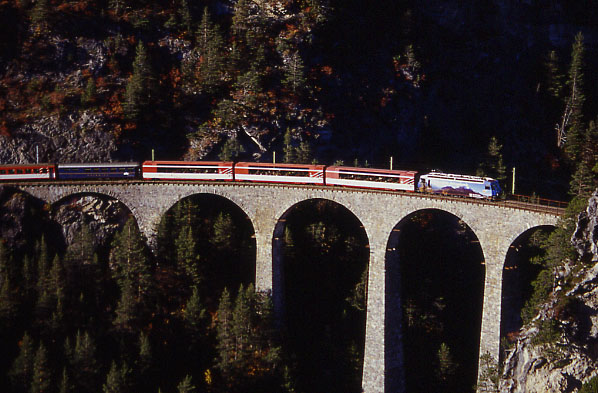 RhB Ge 6/6 III 647