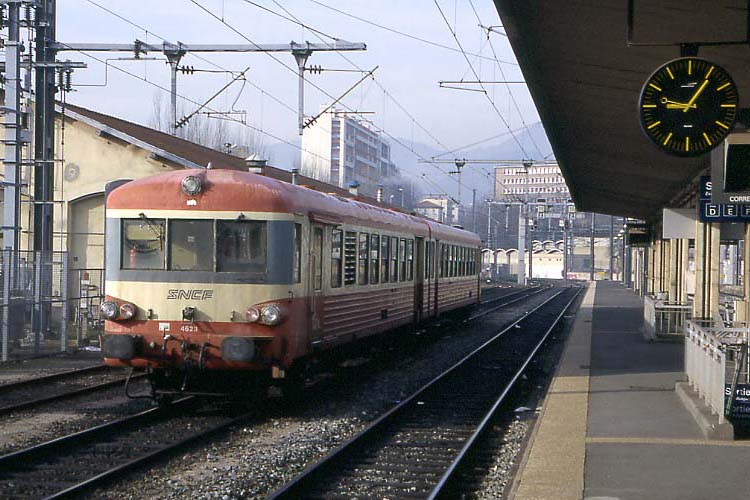 SNCF XBD 4623 / XRABx 8433